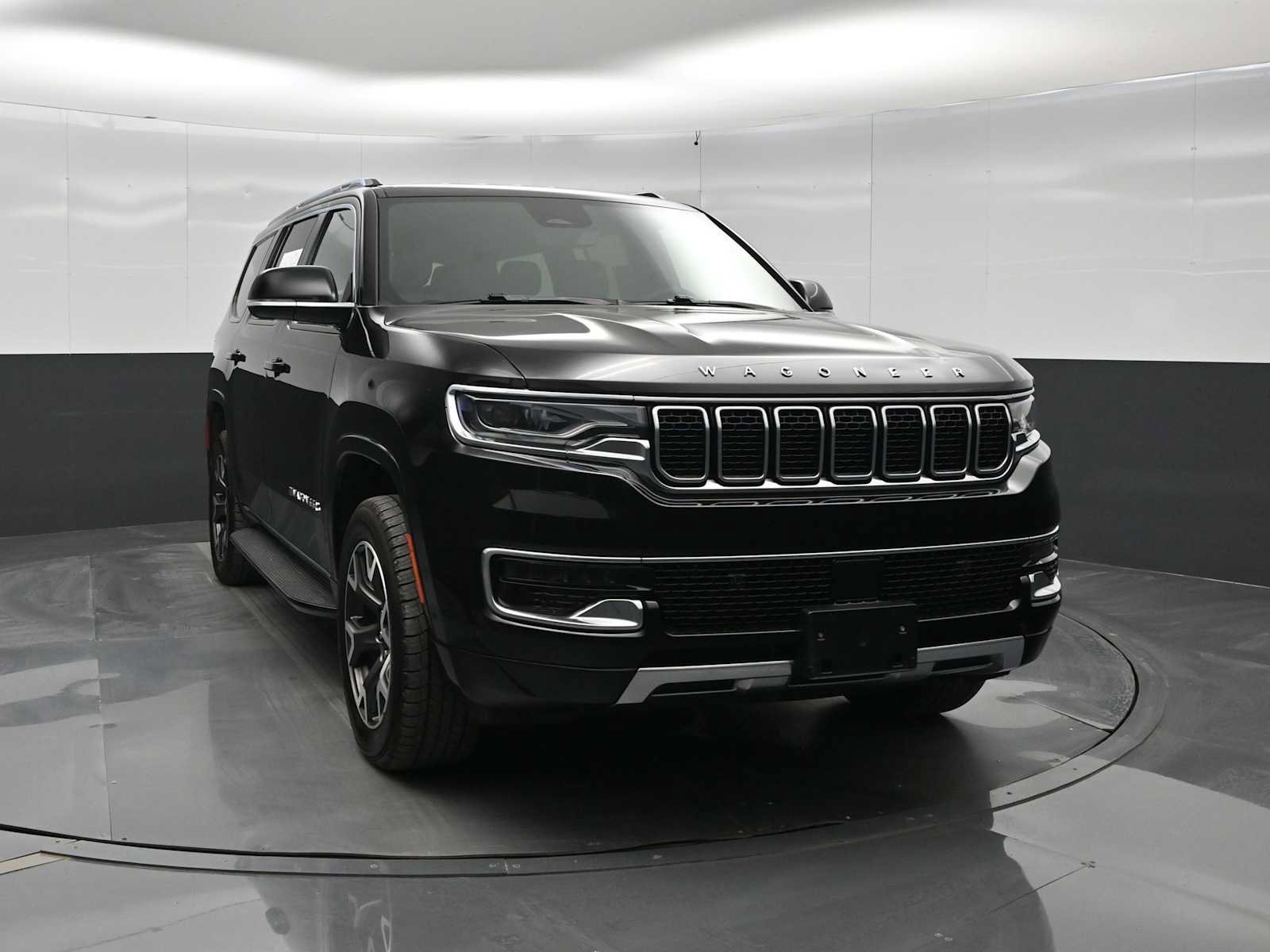 Used 2024 Jeep Wagoneer Series III AWD/4WD video 2