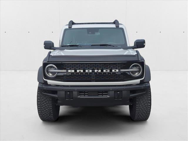 Used 2023 Ford Bronco Wildtrak image 2