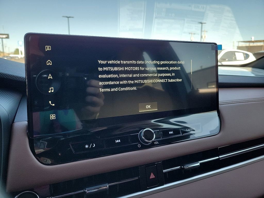 New 2025 Mitsubishi Outlander SEL image 14