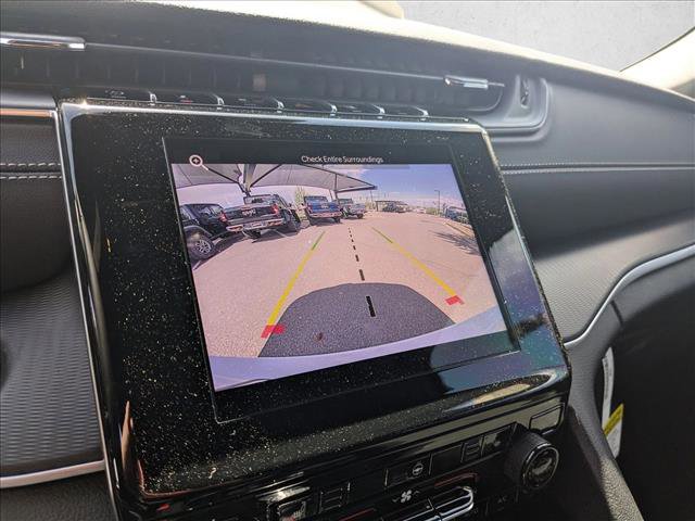 New 2025 Jeep Grand Cherokee Altitude image 12