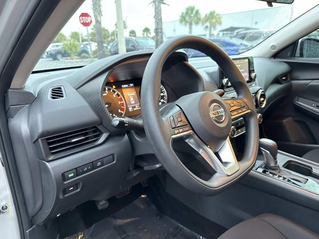 Used 2023 Nissan Sentra S FWD image 24