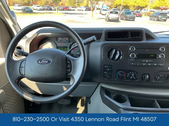 Used 2014 Ford E-150 and Econoline 150 Wagon RWD image 23