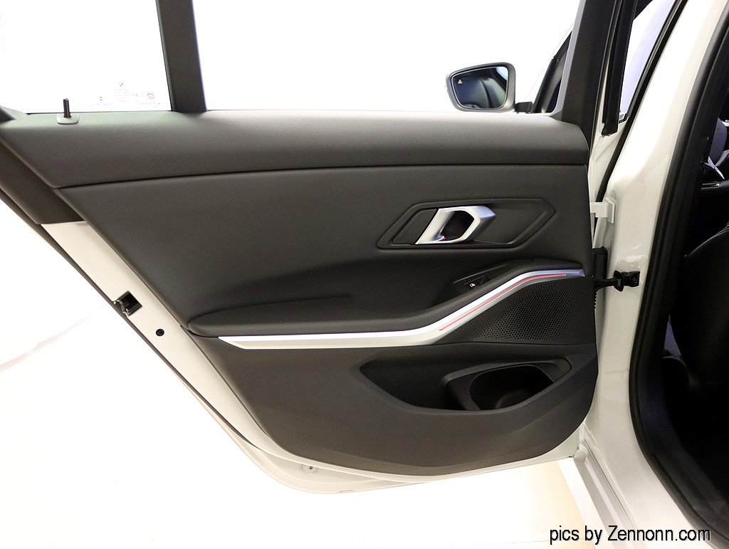 Certified 2025 BMW 330i xDrive Sedan image 27