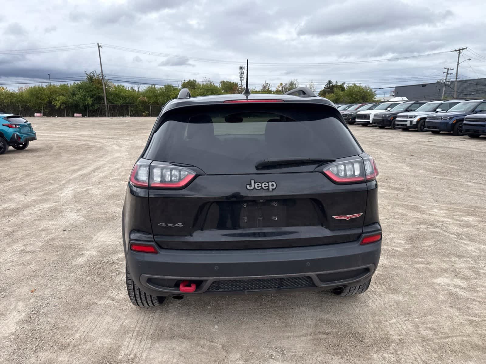 Used 2019 Jeep Cherokee Trailhawk w/ Cold Weather Group AWD/4WD image 13