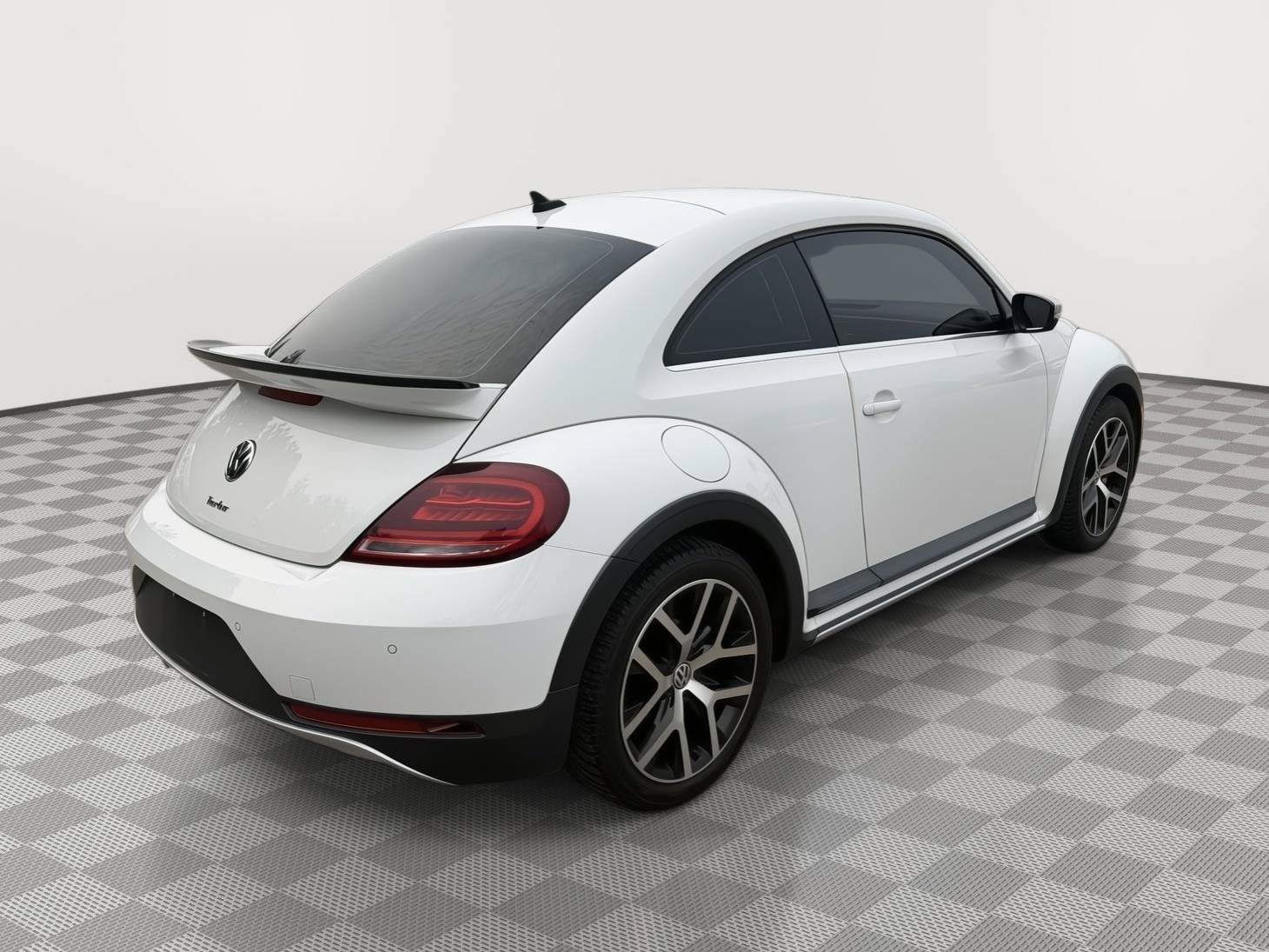 Used 2017 Volkswagen Beetle 1.8T Dune FWD image 7