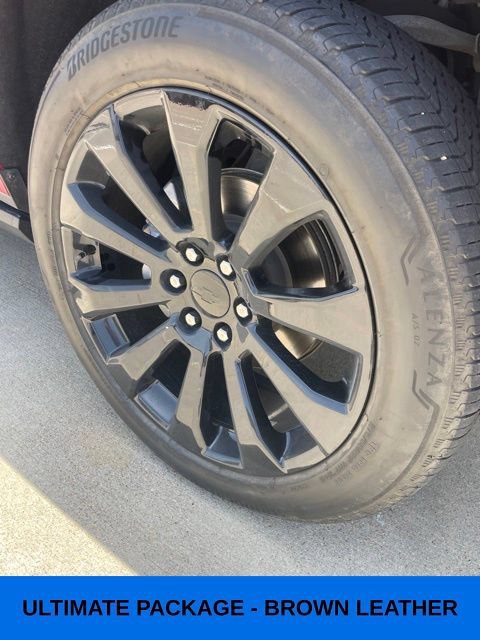 Used 2023 GMC Yukon Denali Ultimate AWD/4WD image 4