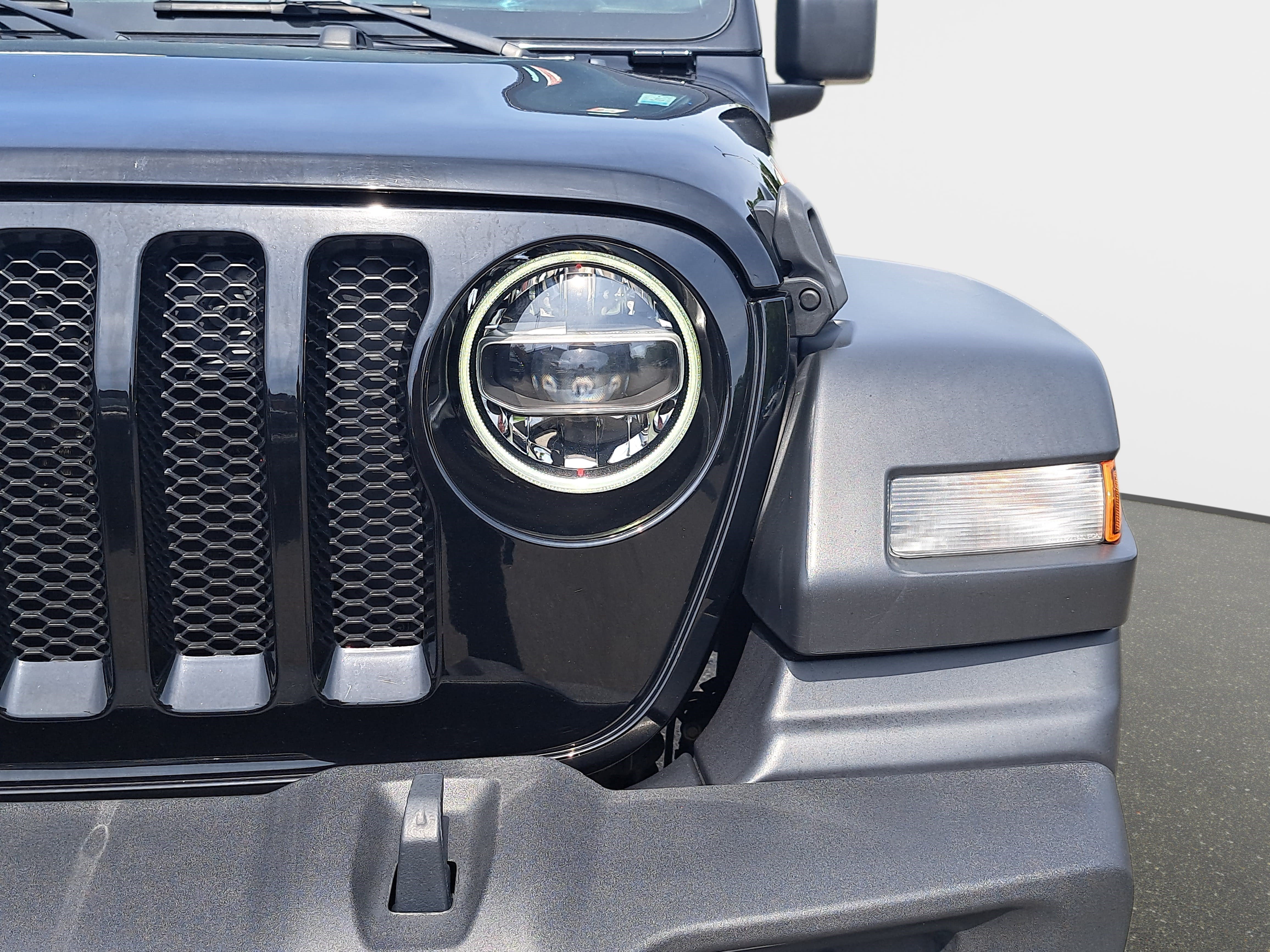 Used 2021 Jeep Wrangler Unlimited Sport AWD/4WD image 29