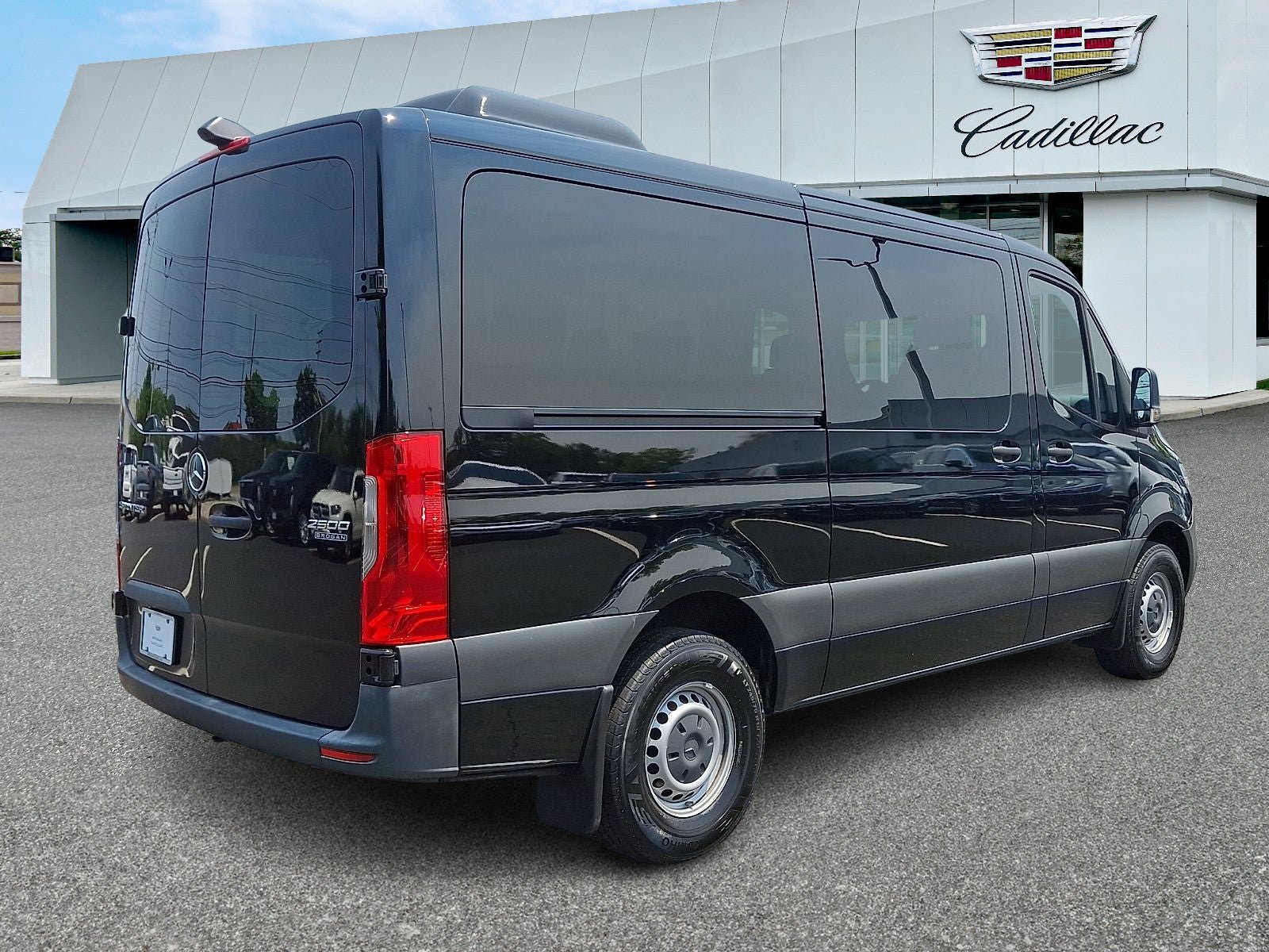 Used 2022 Mercedes-Benz Sprinter 2500 image 6