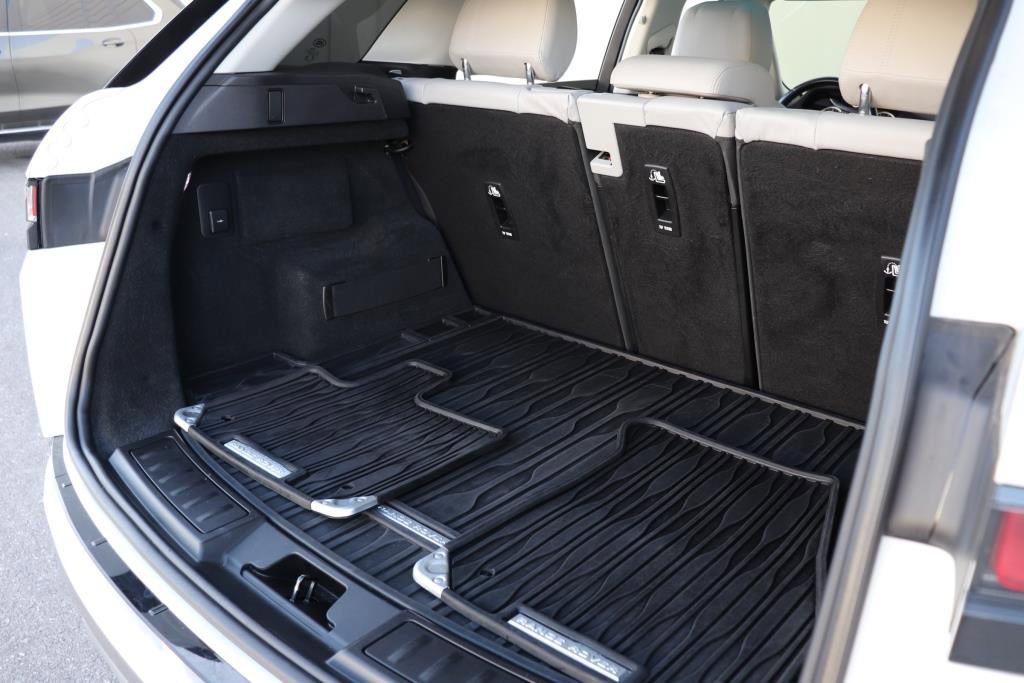 Used 2021 Land Rover Range Rover Evoque S image 25