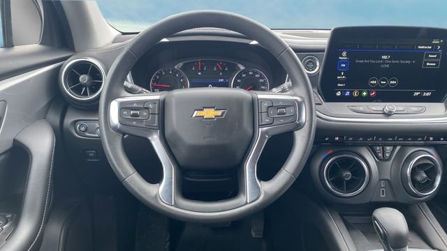 Used 2024 Chevrolet Blazer LT w/ Convenience Package image 11