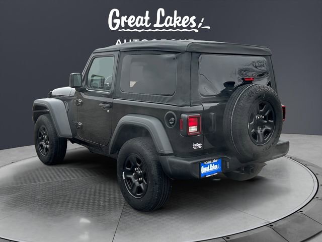 Used 2025 Jeep Wrangler Sport image 3