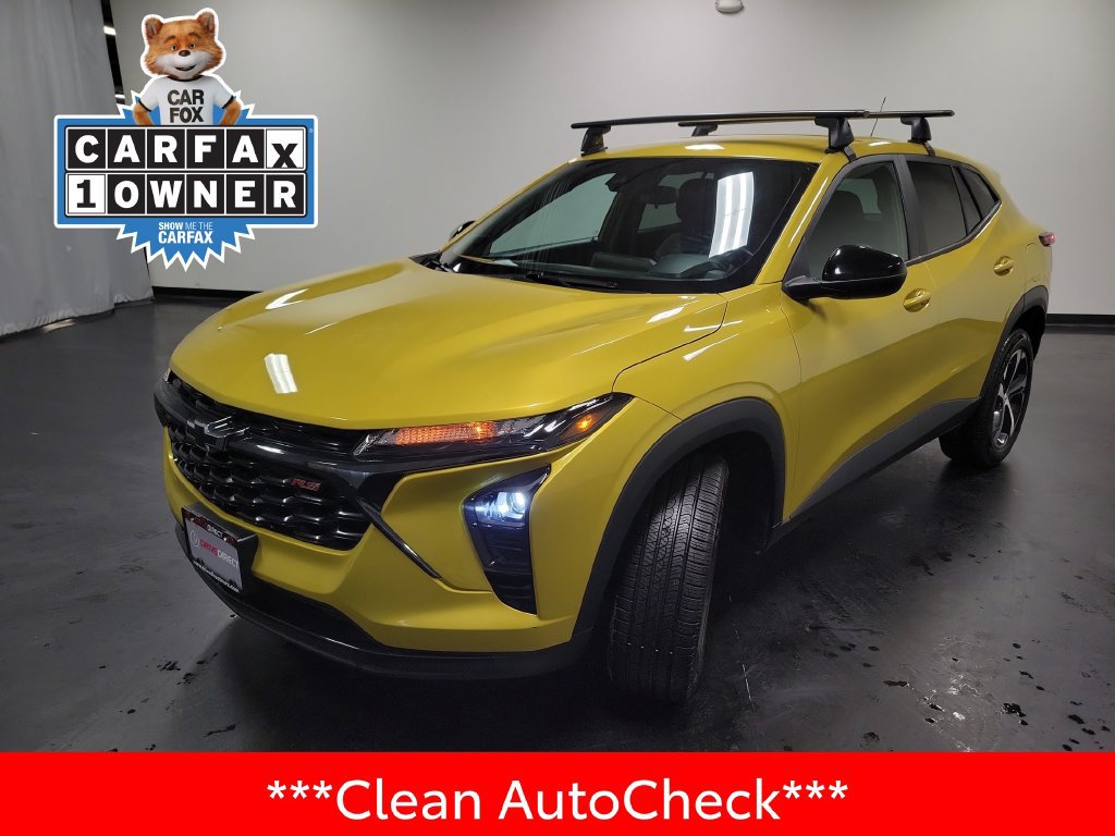 Used 2024 Chevrolet Trax RS w/ Driver Confidence Package FWD image 4