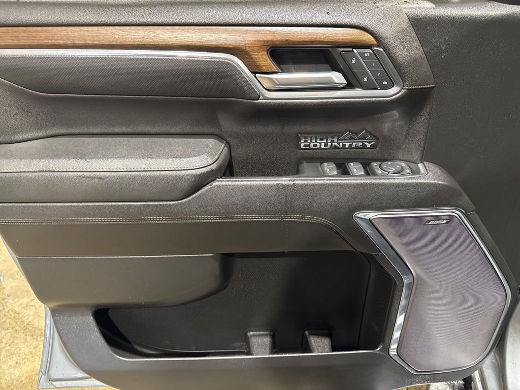 Used 2023 Chevrolet Silverado 1500 High Country w/ LPO, Dark Essentials Package image 15