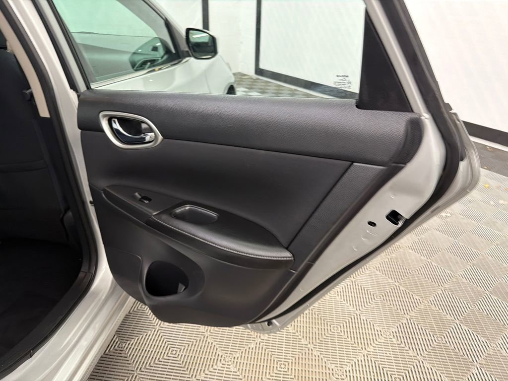 Used 2019 Nissan Sentra SV image 17