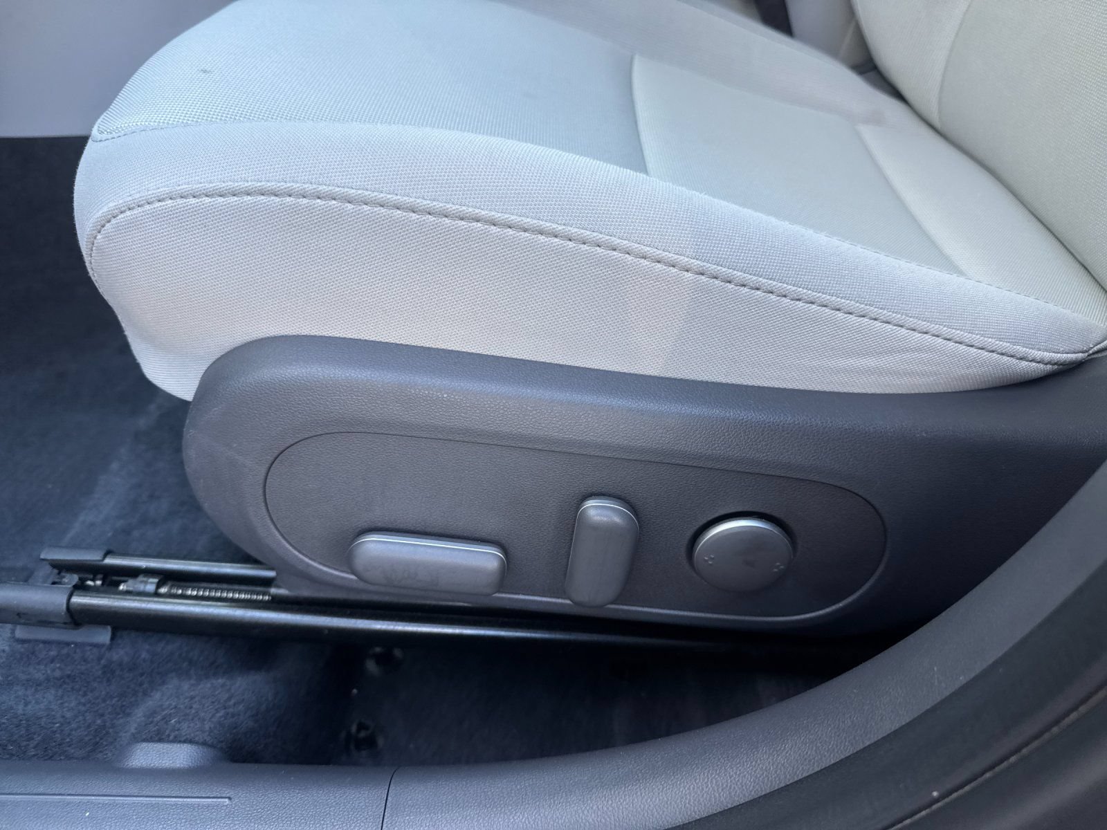 Used 2025 Hyundai Kona SEL AWD/4WD image 12