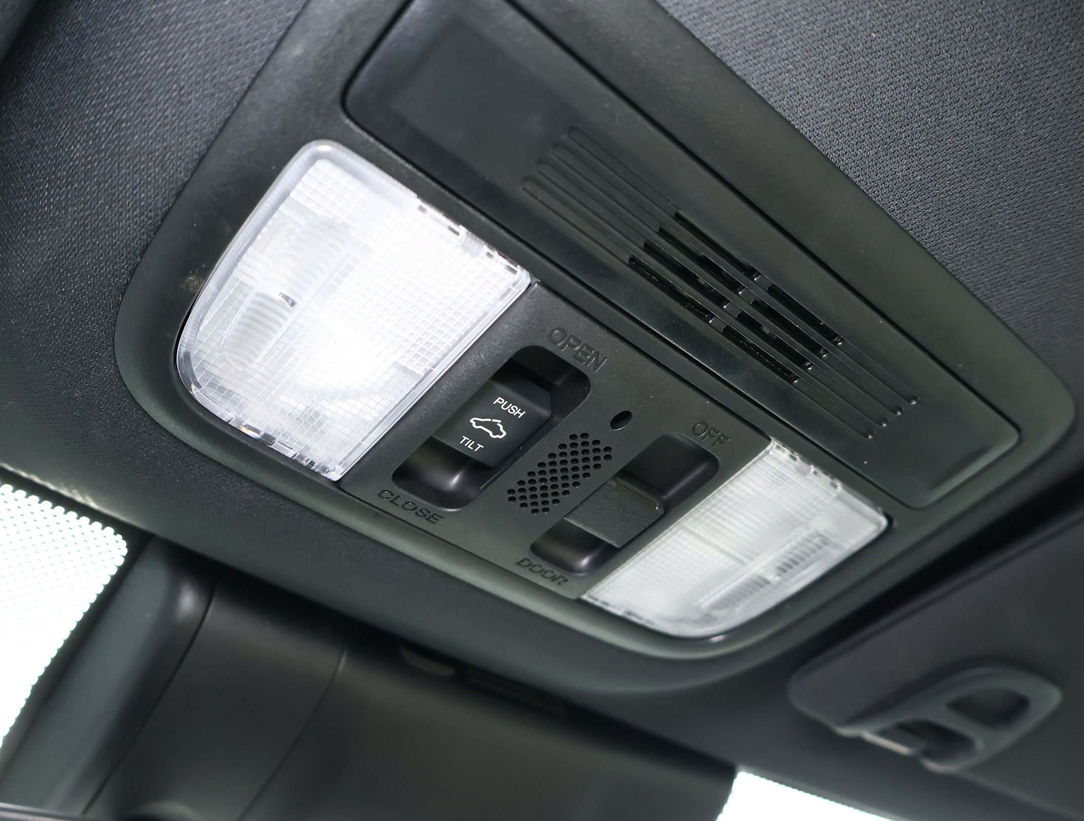 Used 2019 Honda Civic EX image 17