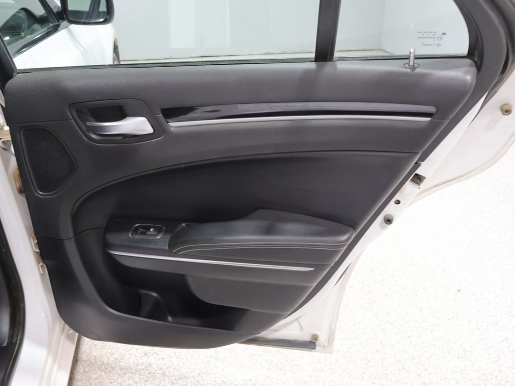 Used 2017 Chrysler 300 S AWD/4WD image 20