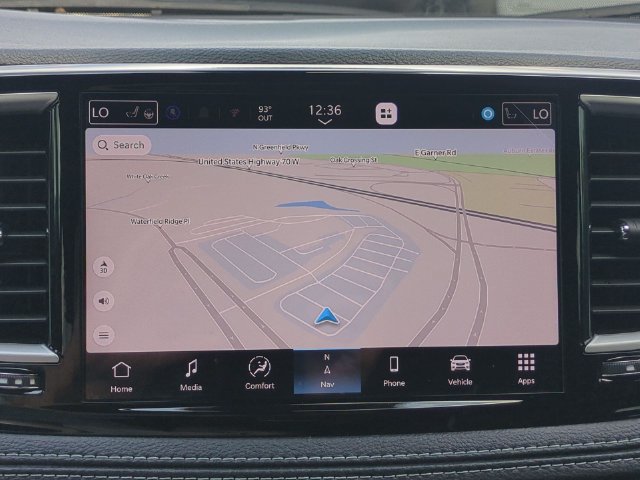 New 2027 Chrysler Pacifica Limited w/ Family Tech Group FWD image 25