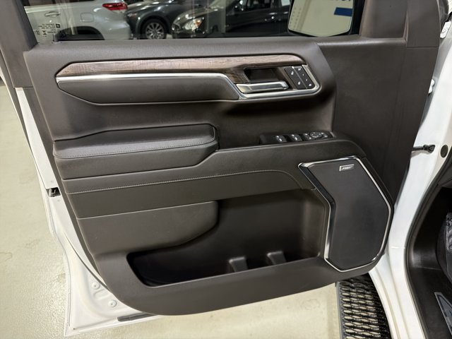 Used 2024 Chevrolet Silverado 1500 LTZ AWD/4WD image 17