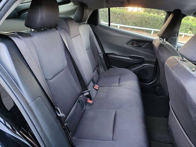 Used 2024 Toyota Prius LE FWD image 18