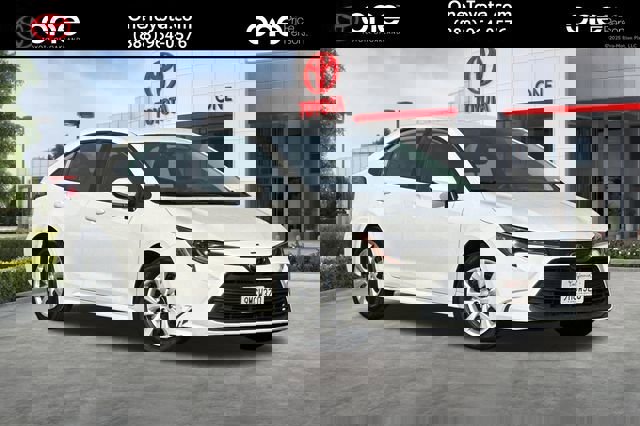 Used 2024 Toyota Corolla LE image 1