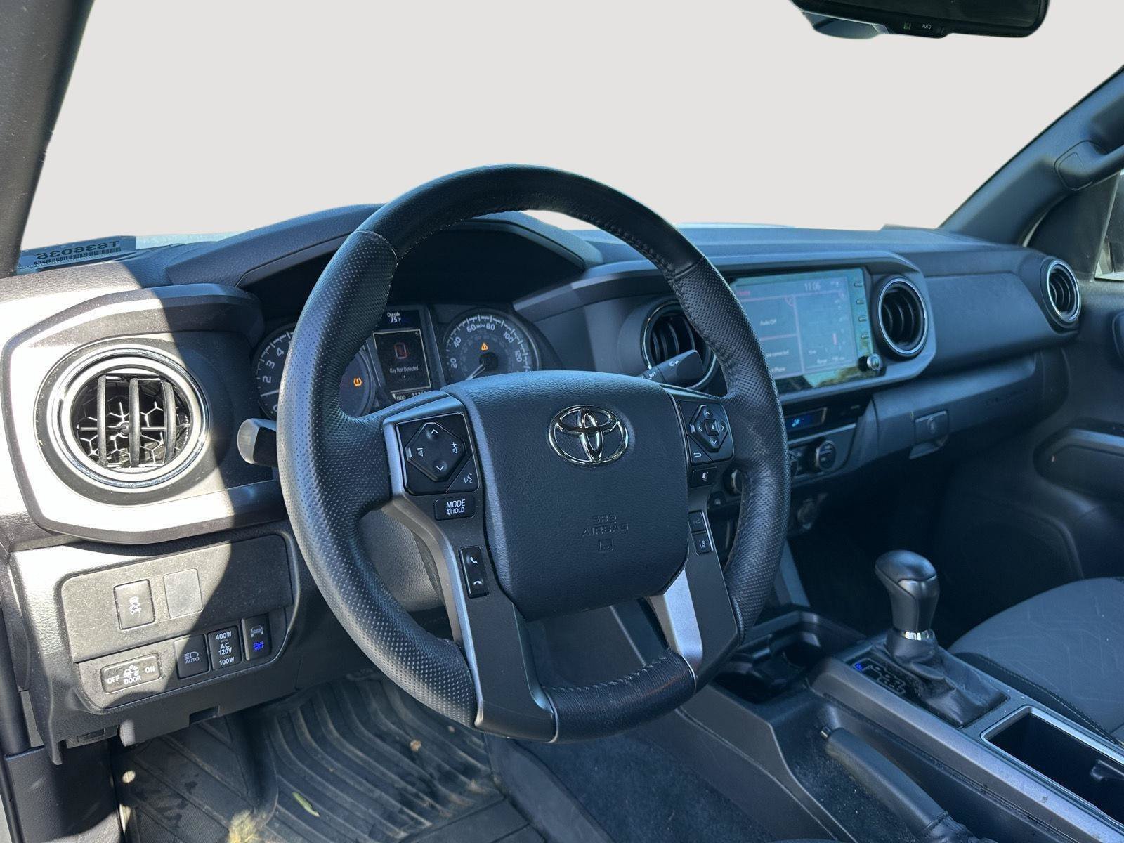 Certified 2023 Toyota Tacoma TRD Off-Road AWD/4WD image 10