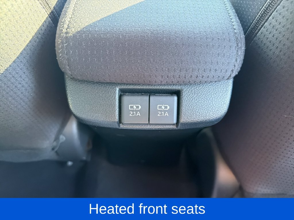 Used 2022 Toyota Prius Prime LE FWD image 11