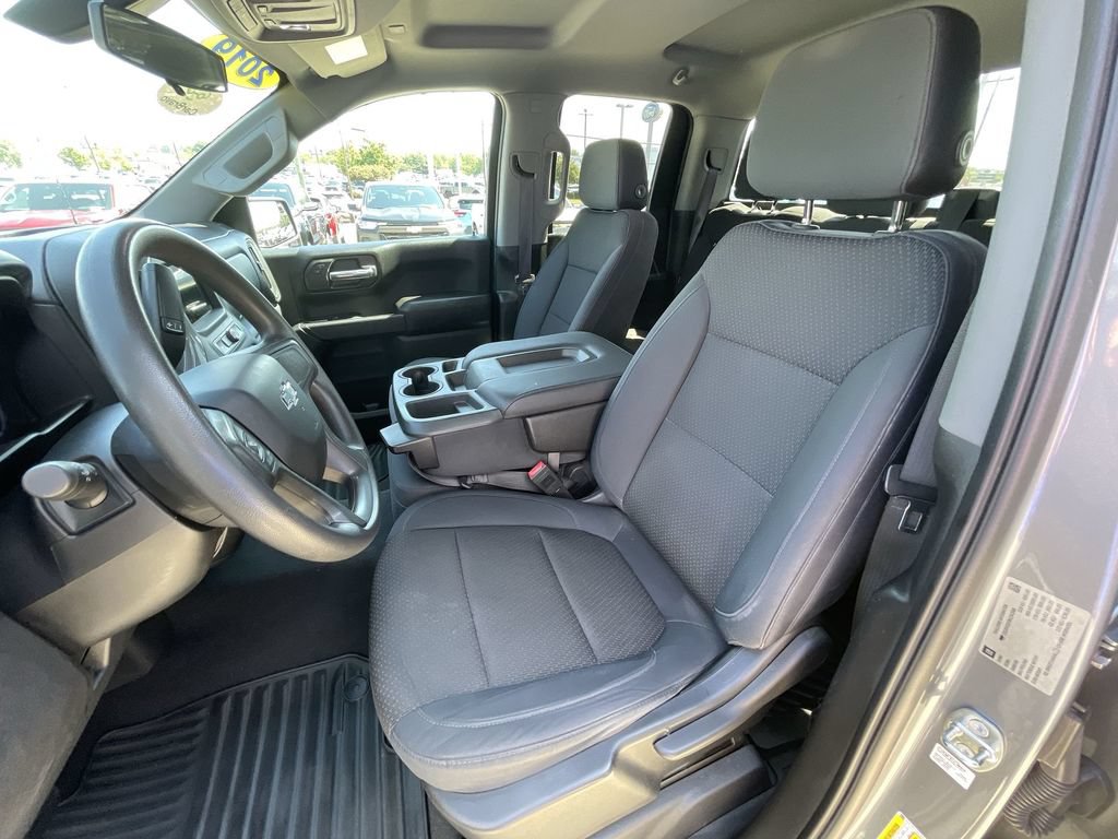 Certified 2019 Chevrolet Silverado 1500 Custom Trail Boss w/ Custom Convenience Package AWD/4WD image 18