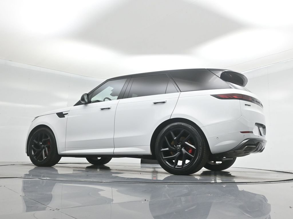 Used 2023 Land Rover Range Rover Sport SE Dynamic image 52