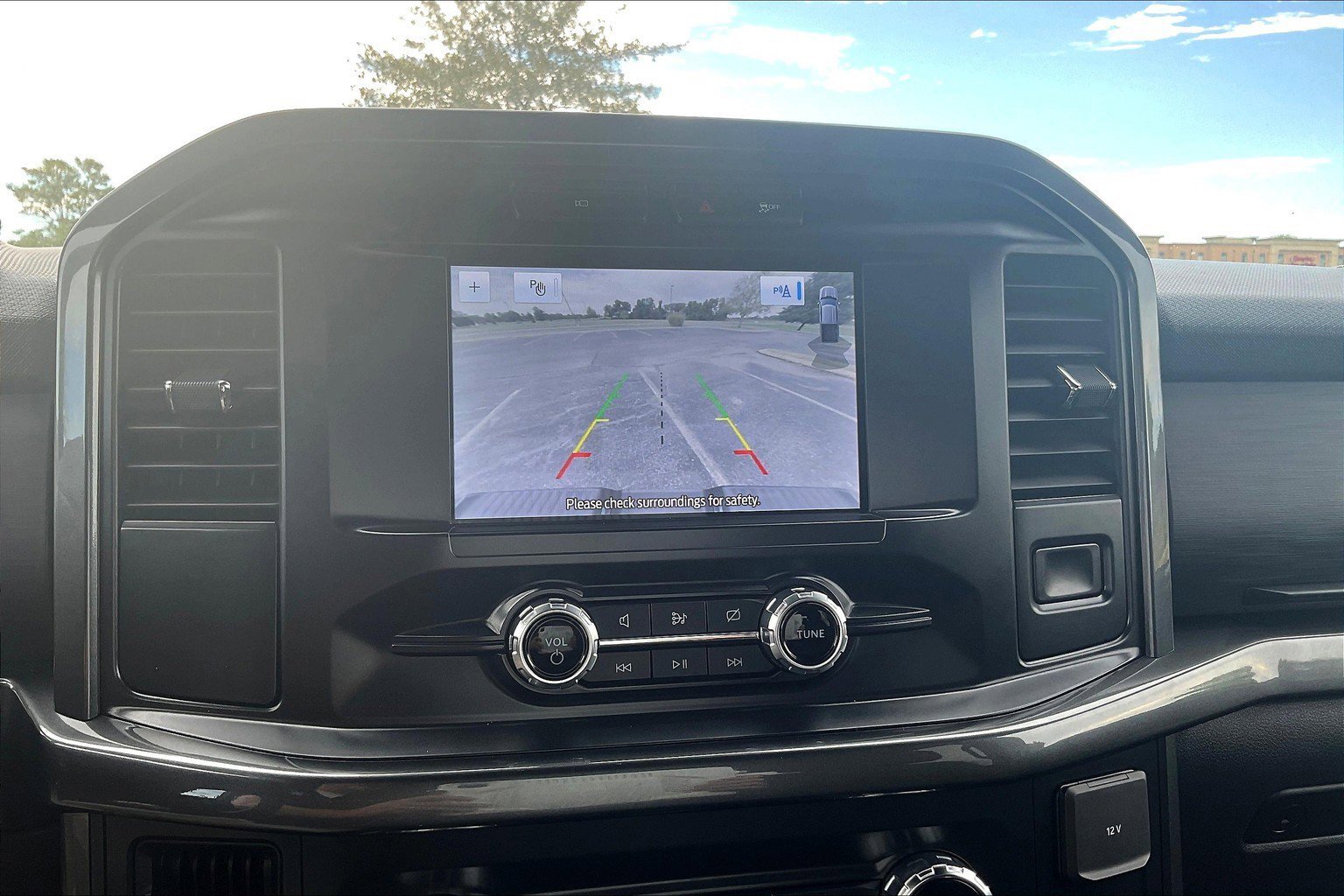 Used 2022 Ford F150 XLT w/ Equipment Group 301A Mid image 28