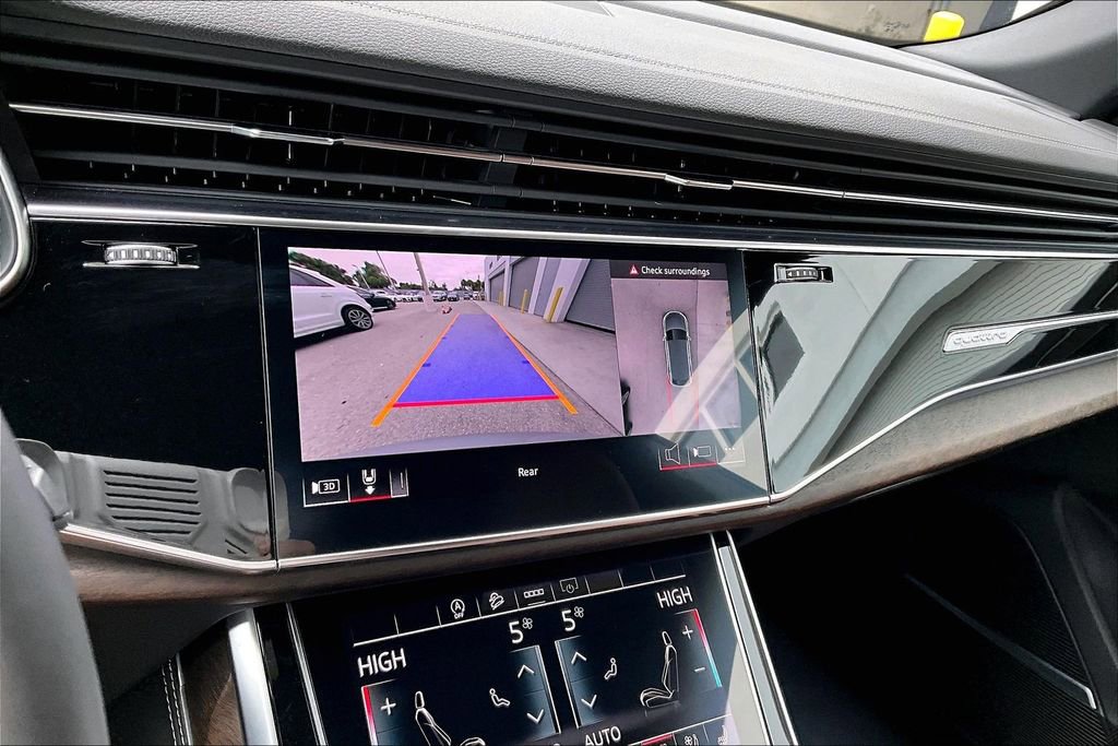 Used 2025 Audi Q8 Premium Plus w/ Premium Plus Package image 27