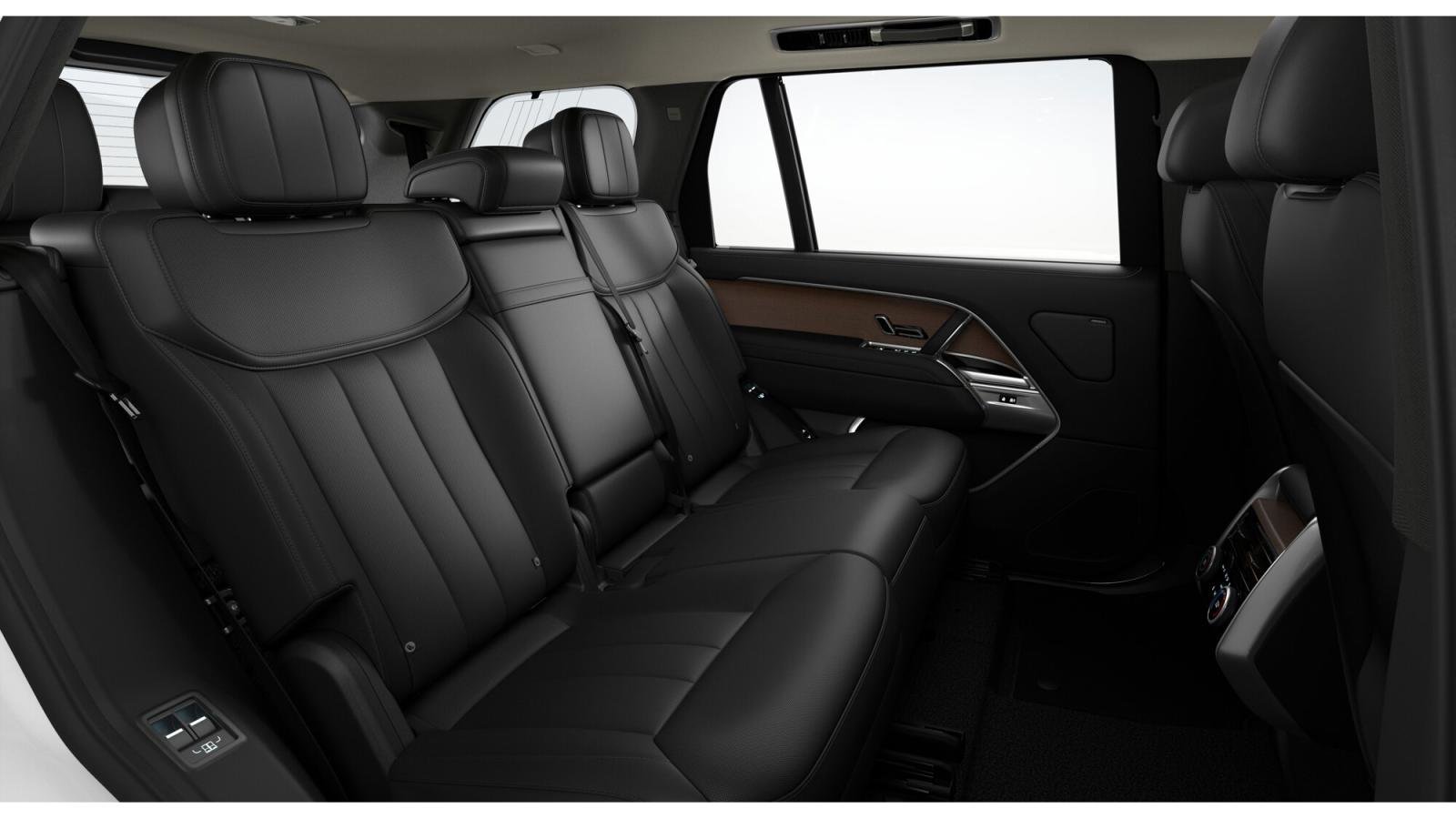 New 2026 Land Rover Range Rover Long Wheelbase SE image 7