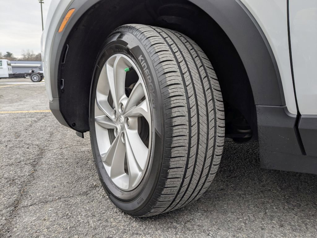 Certified 2022 Buick Encore GX Preferred w/ Cold Weather Comfort Package image 39