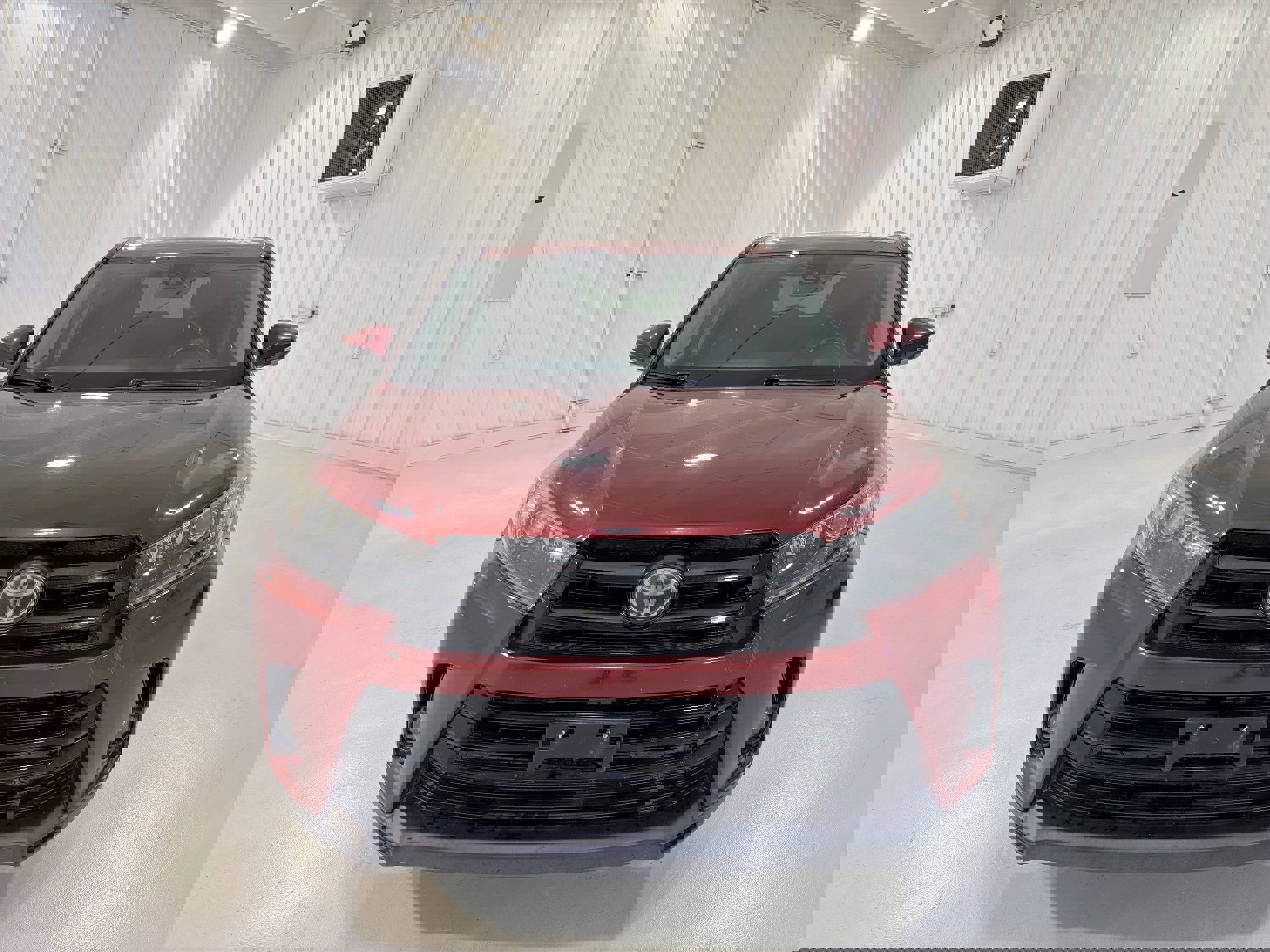 Used 2019 Toyota Highlander SE image 33