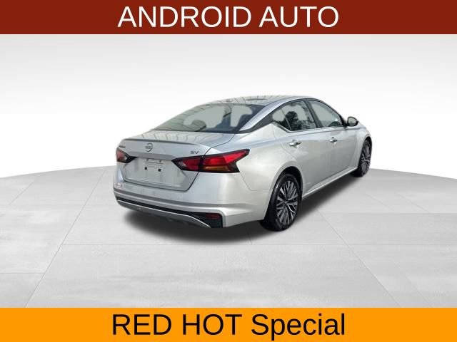 Used 2024 Nissan Altima 2.5 SV image 7