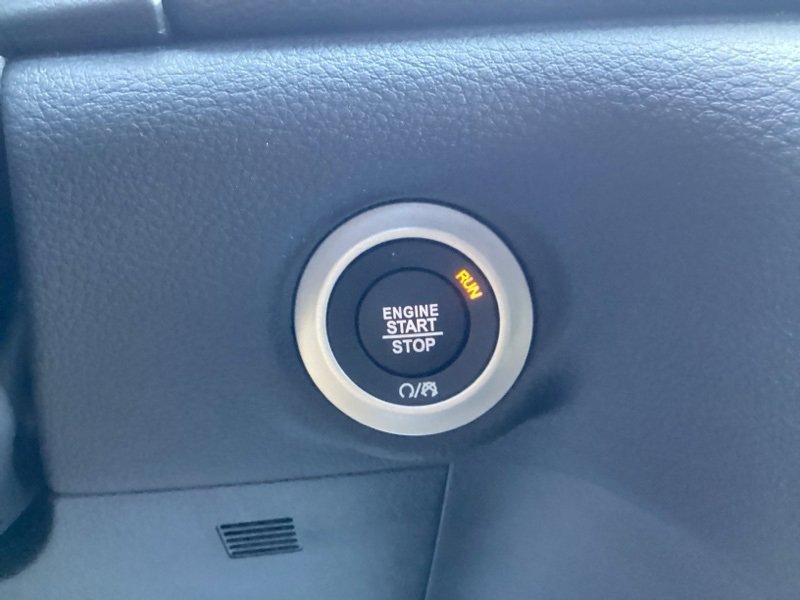 New 2026 Chrysler Pacifica Select image 35