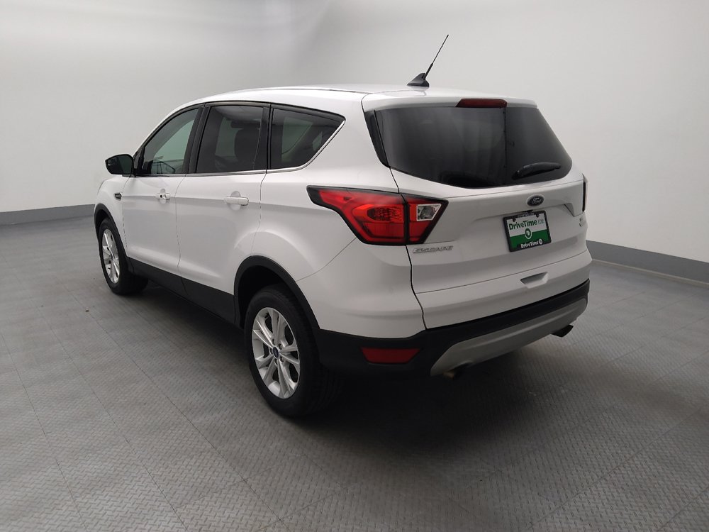 Used 2019 Ford Escape SE FWD image 6