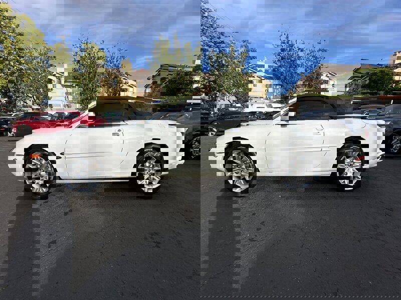 Used 2000 Jaguar XK8 Convertible image 8