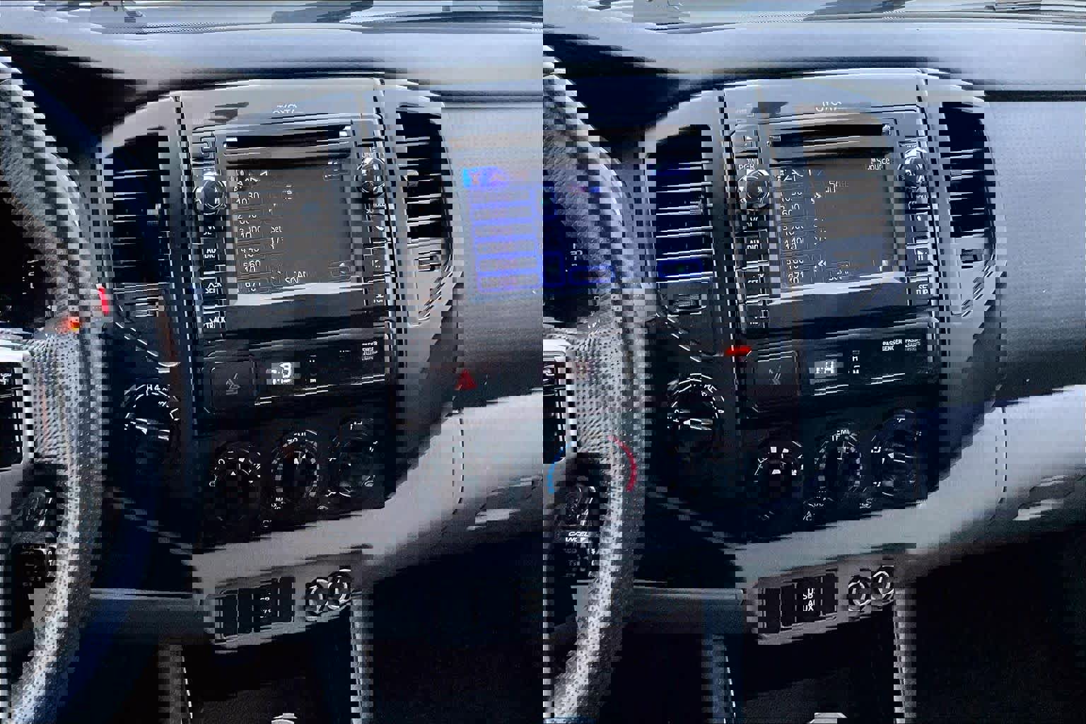 Used 2013 Toyota Tacoma 4x4 Access Cab w/ Convenience Pkg image 7