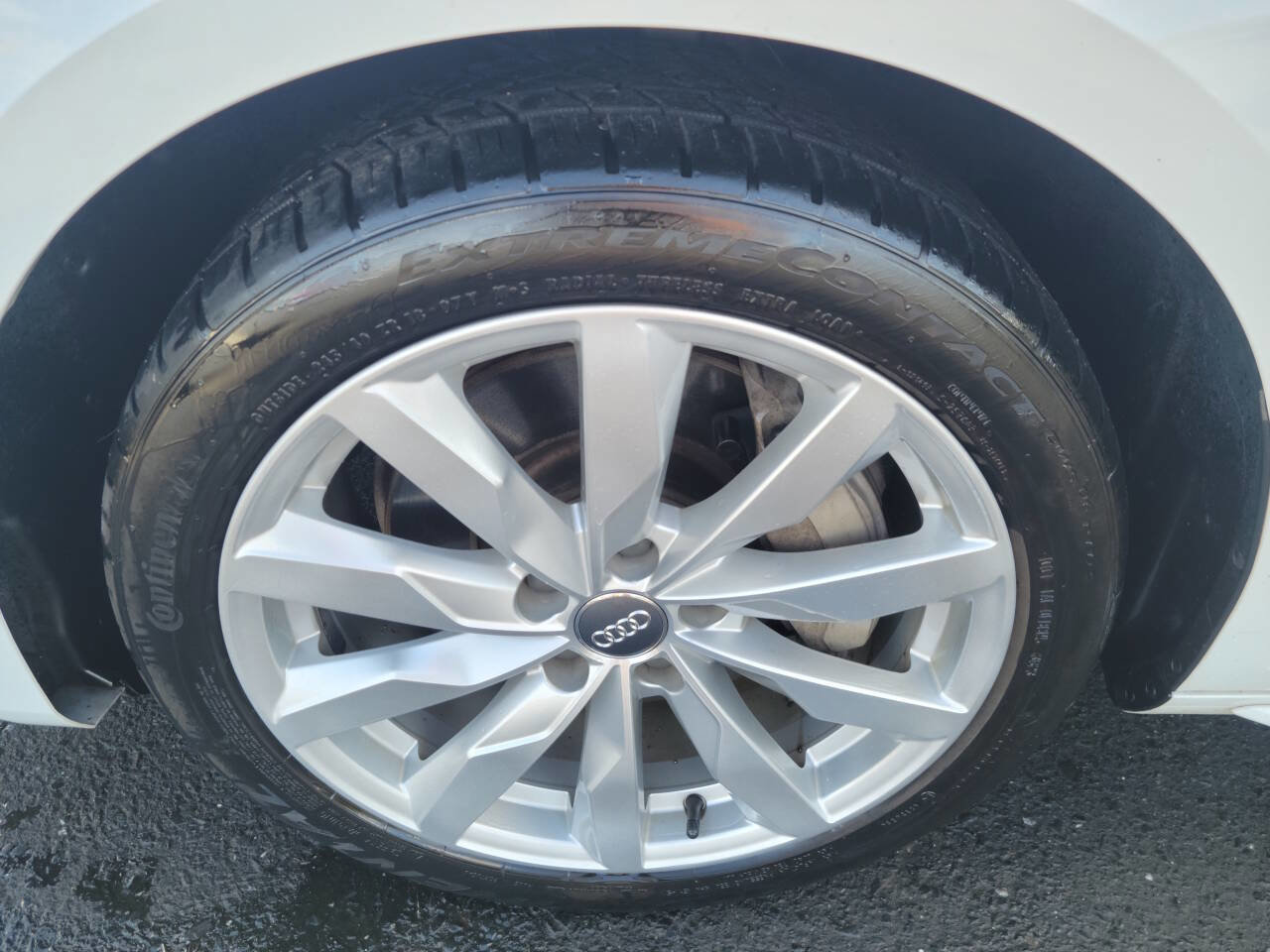 Used 2018 Audi A4 2.0T Premium w/ Convenience Package image 9