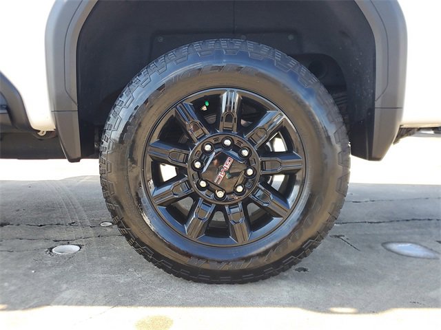 Used 2024 GMC Sierra 2500 AT4 w/ AT4 Premium Plus Package image 7