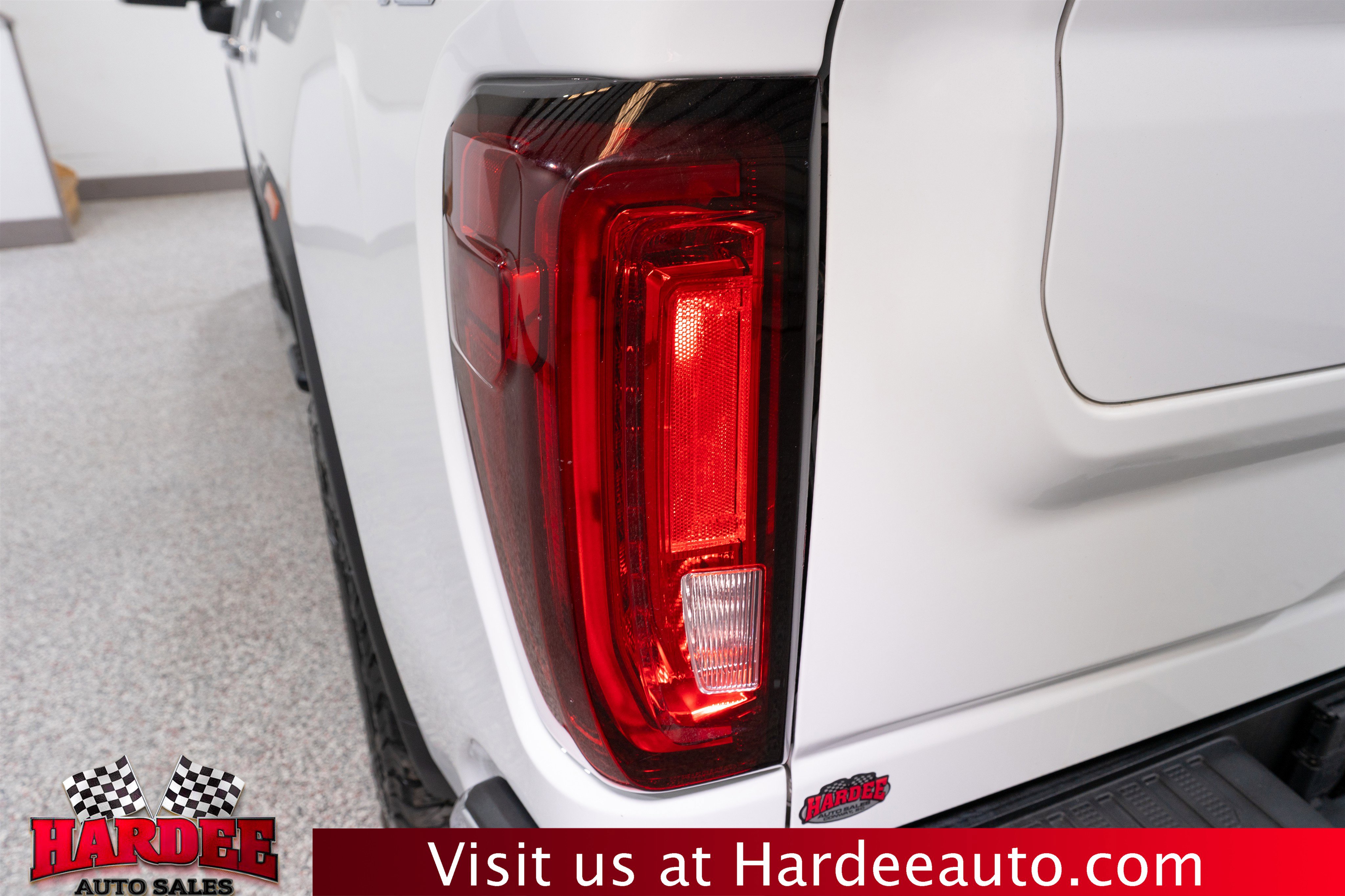 Used 2022 GMC Sierra 2500 SLT w/ Driver Alert Package I image 9