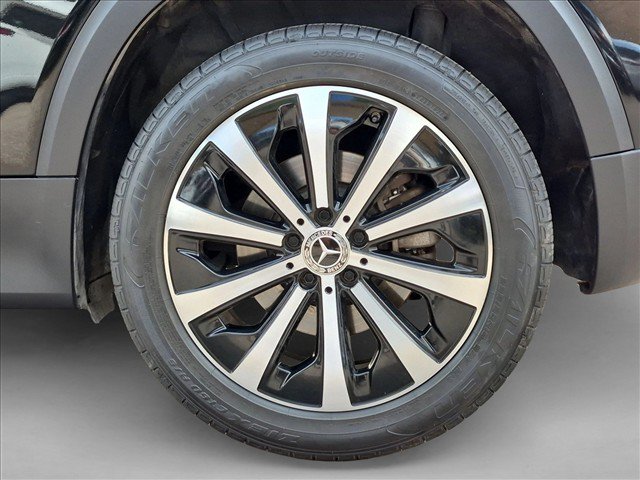 Used 2023 Mercedes-Benz GLB 250 4MATIC w/ Premium Package image 24