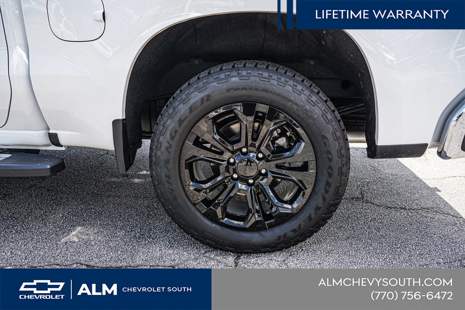 New 2025 Chevrolet Silverado 1500 LTZ AWD/4WD image 14