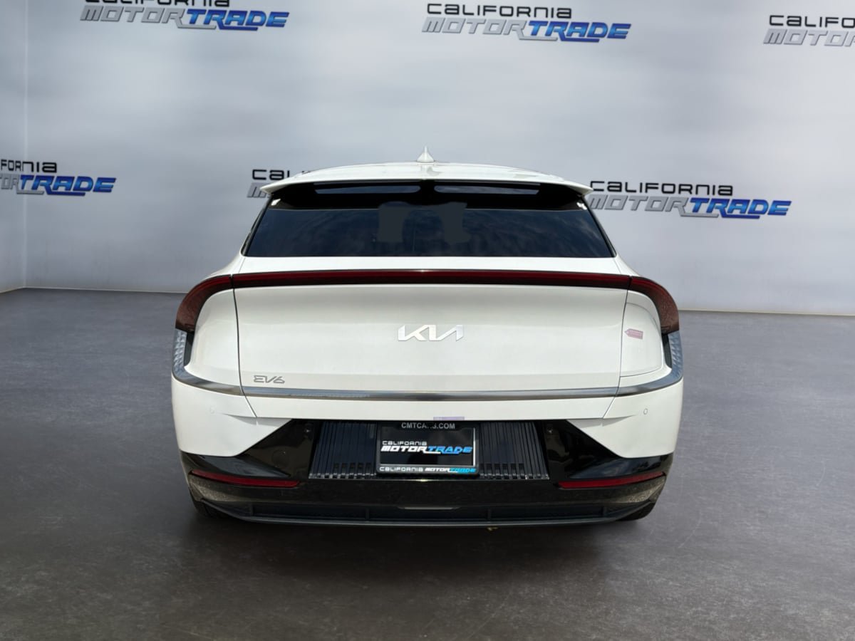 Used 2024 Kia EV6 Wind w/ Wind Technology Package RWD image 6