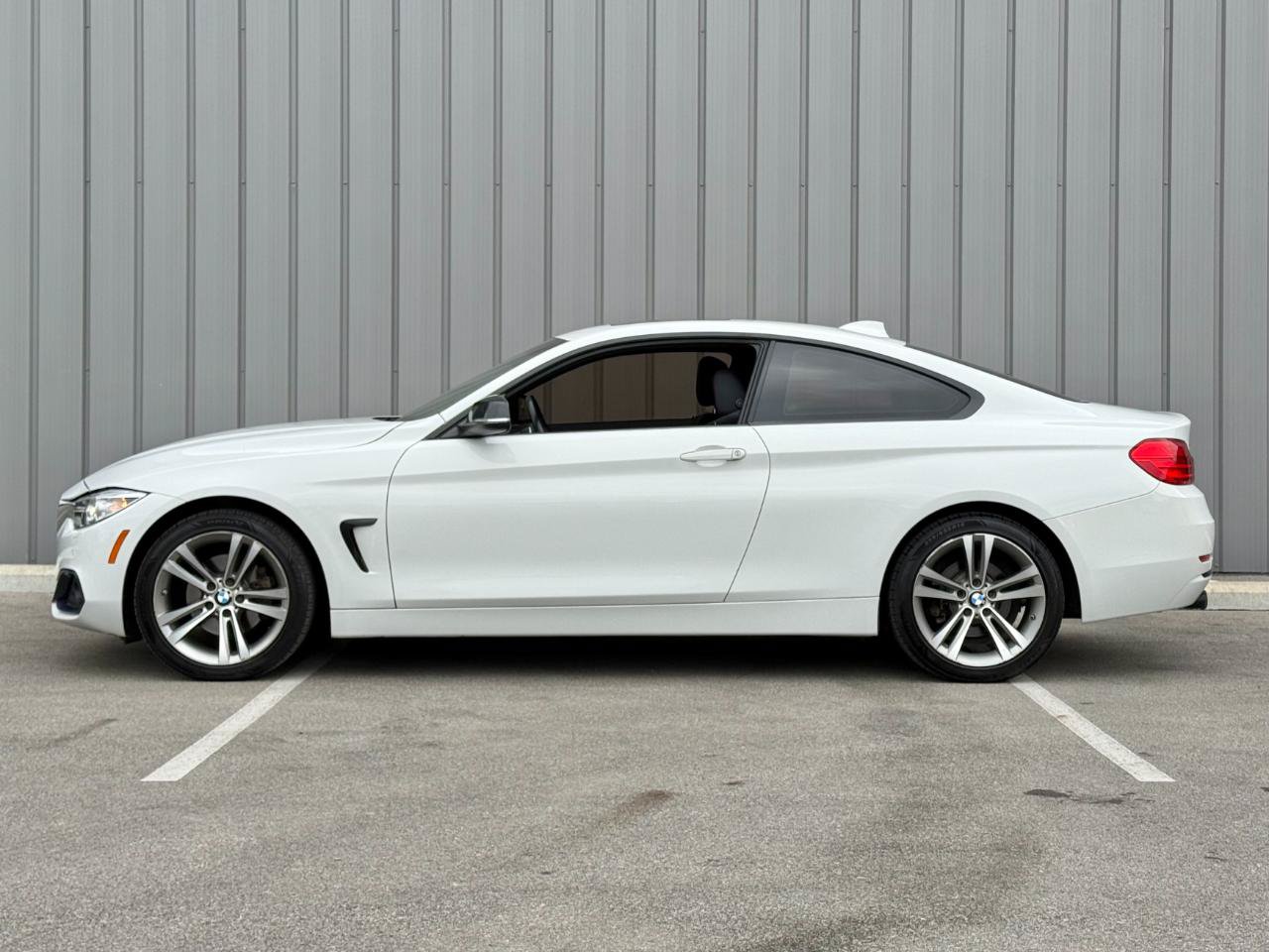 Used 2015 BMW 428i xDrive Coupe AWD/4WD image 8