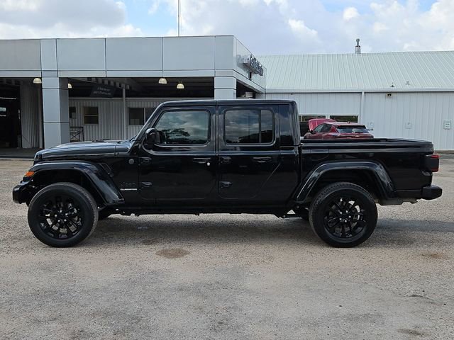 Used 2021 Jeep Gladiator Overland image 43