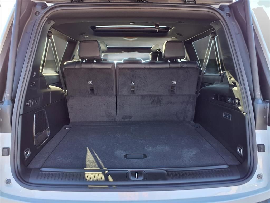 New 2026 Jeep Grand Wagoneer L Limited image 27