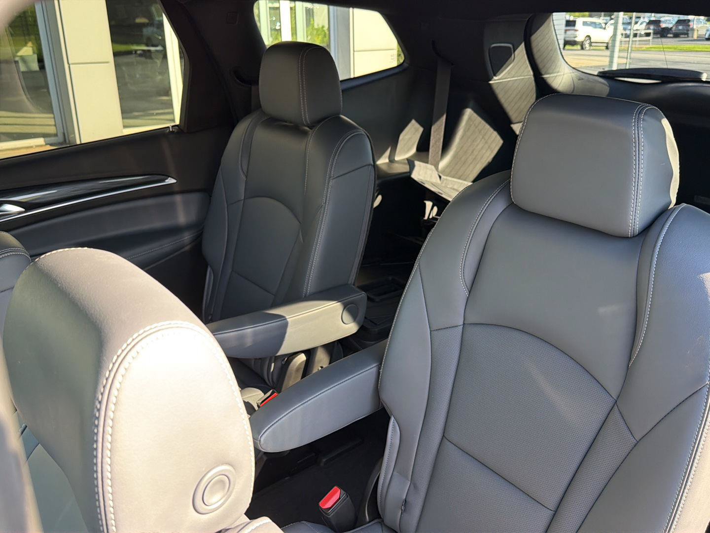 Used 2022 Buick Enclave Premium w/ LPO, Touring Package FWD image 34