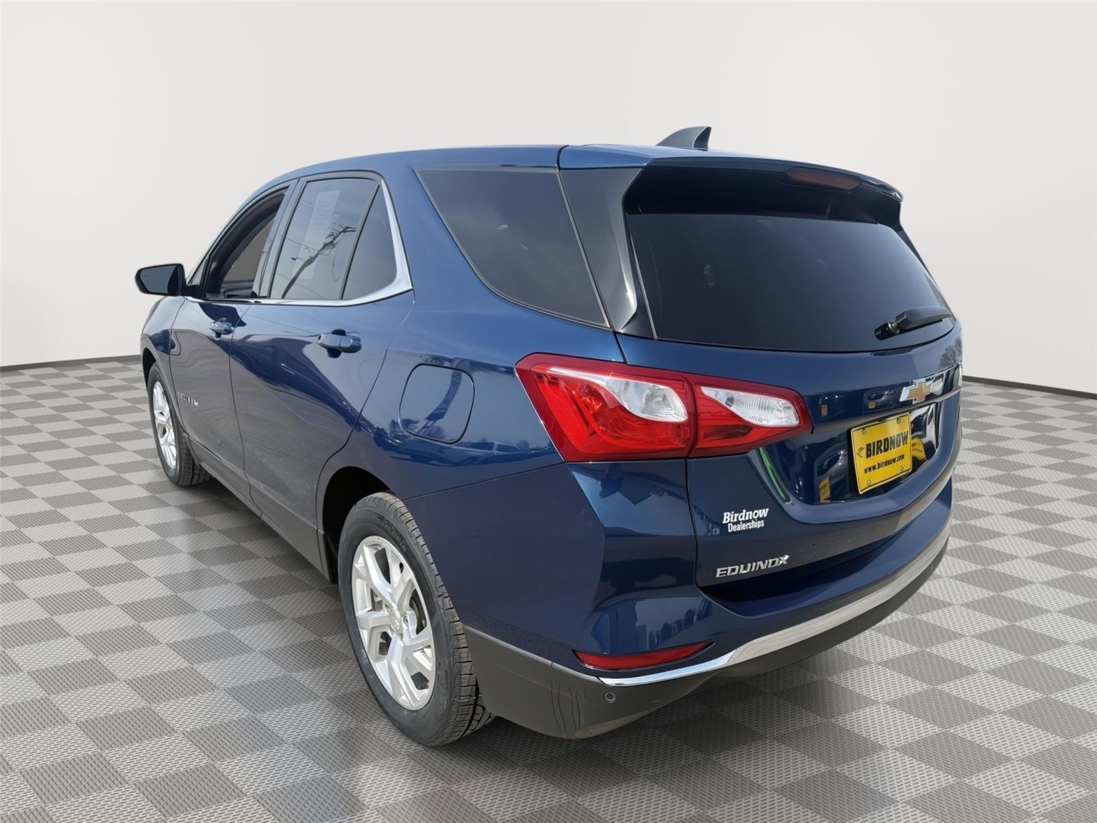 Used 2020 Chevrolet Equinox LT FWD image 3